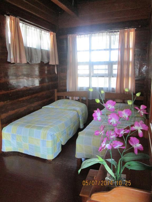 Sapadia Hotel And Cottage Parapat Zimmer foto