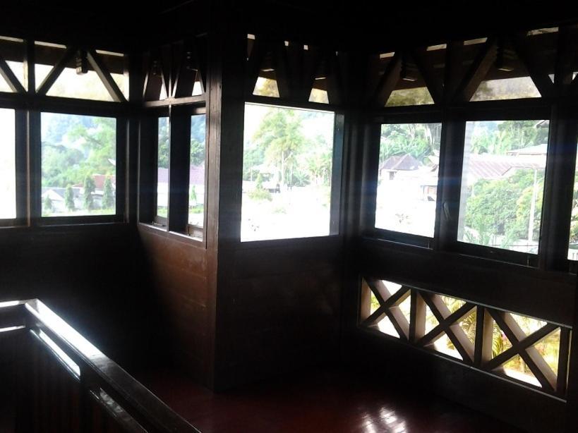 Sapadia Hotel And Cottage Parapat Zimmer foto